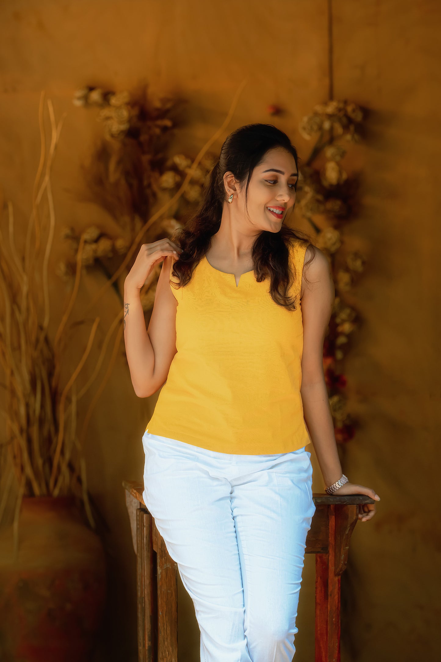 The Linen Round Neck Top